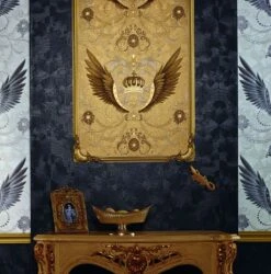 Glööckler Tapete Vlies Krone Flügel Creme Glanz 54457 -Tapetengeschäft 139590 glcklerdeux5267h 54556 54466 54453