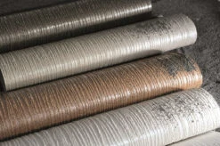 Tapete Vlies Sand-Körnung Streifen Weiß Glanz 32503 -Tapetengeschäft Tapete Vlies Sand Koernung Streifen weiss Glanz 32503 63206310